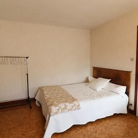 Hébergement de vacances Confort A De Mamou, 4 Pers, Proche Aurillac, Jardin Clos, Animaux Acceptes, Toutes Charges Incluses - Fr-1-742-238 *